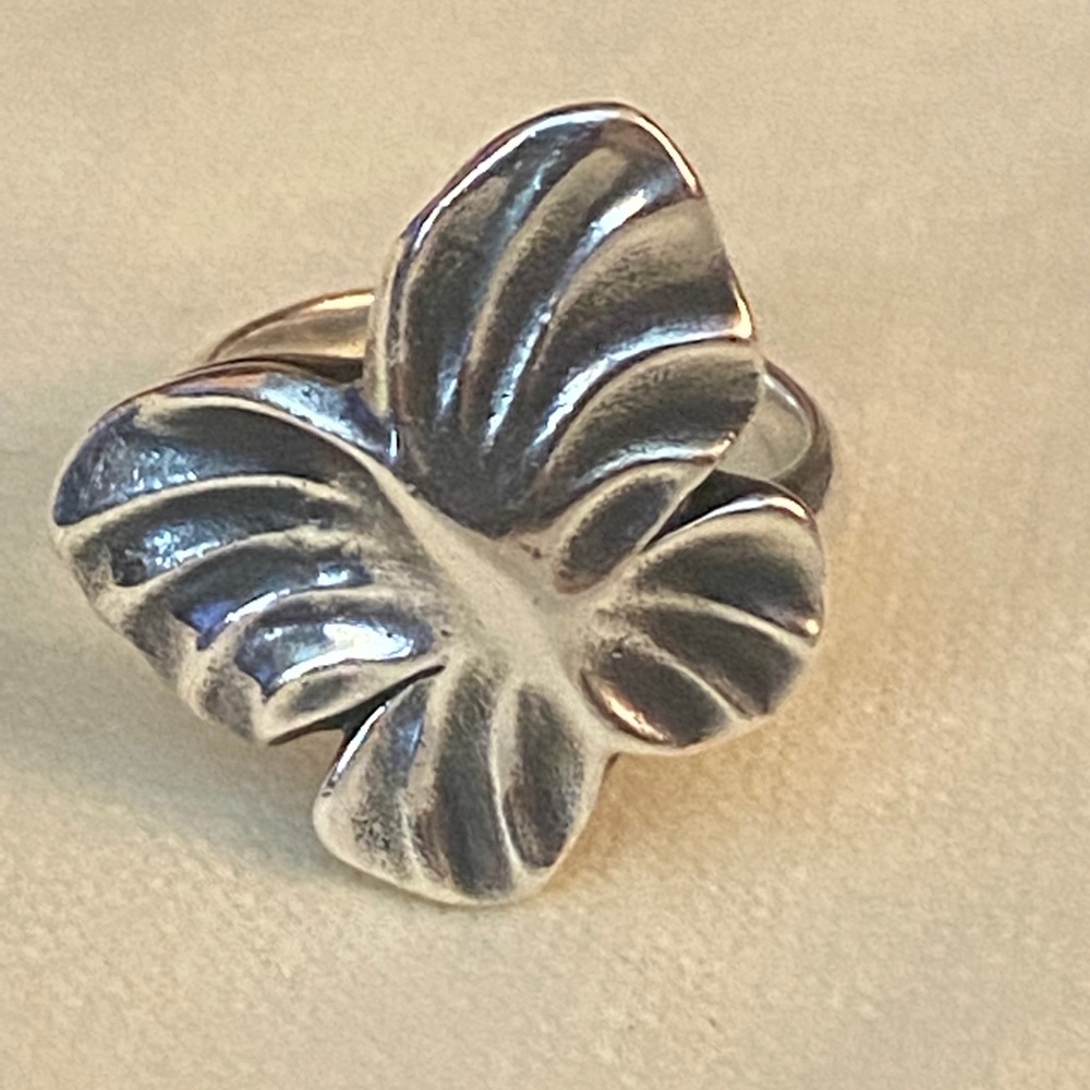James Avery Retired Silver 3D Butterfly Ring Sz 7
